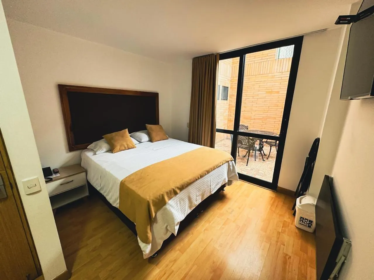 Hotel Dorado Ferial Bogota