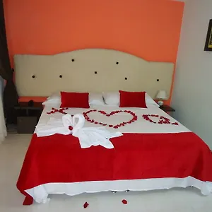 House A 5 Min De La Embajada Americana *** Богота
