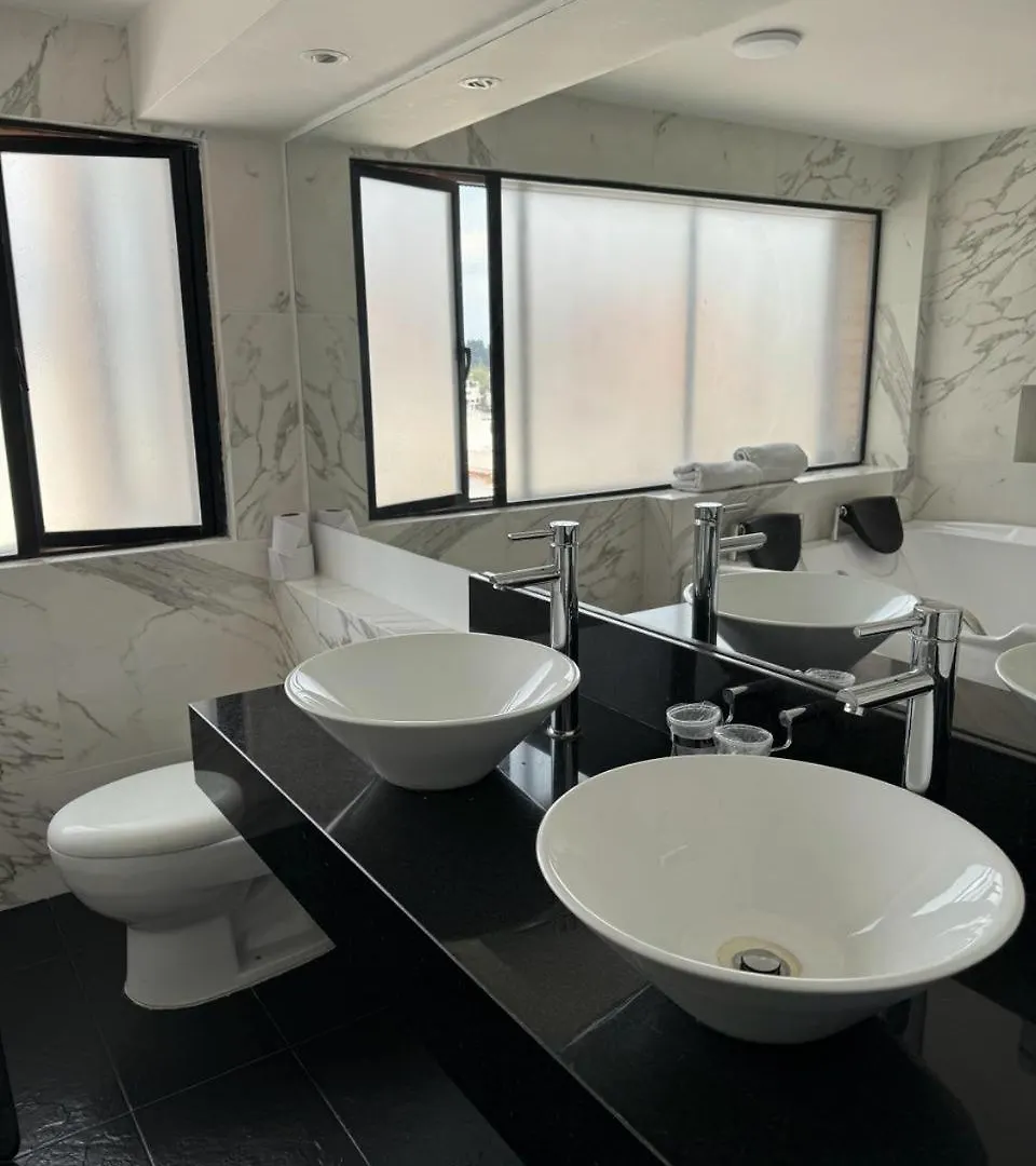 ****  Hotel Dorado Ferial Bogota Colombia