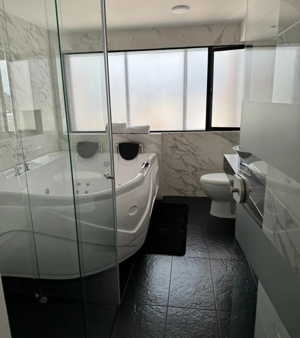 Hotel Dorado Ferial Bogota